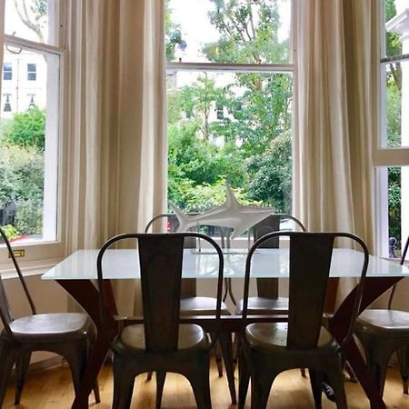 Appartement Stunning 2 Bed/2Bath Flat In Heart Of Kensington à Londres Extérieur photo